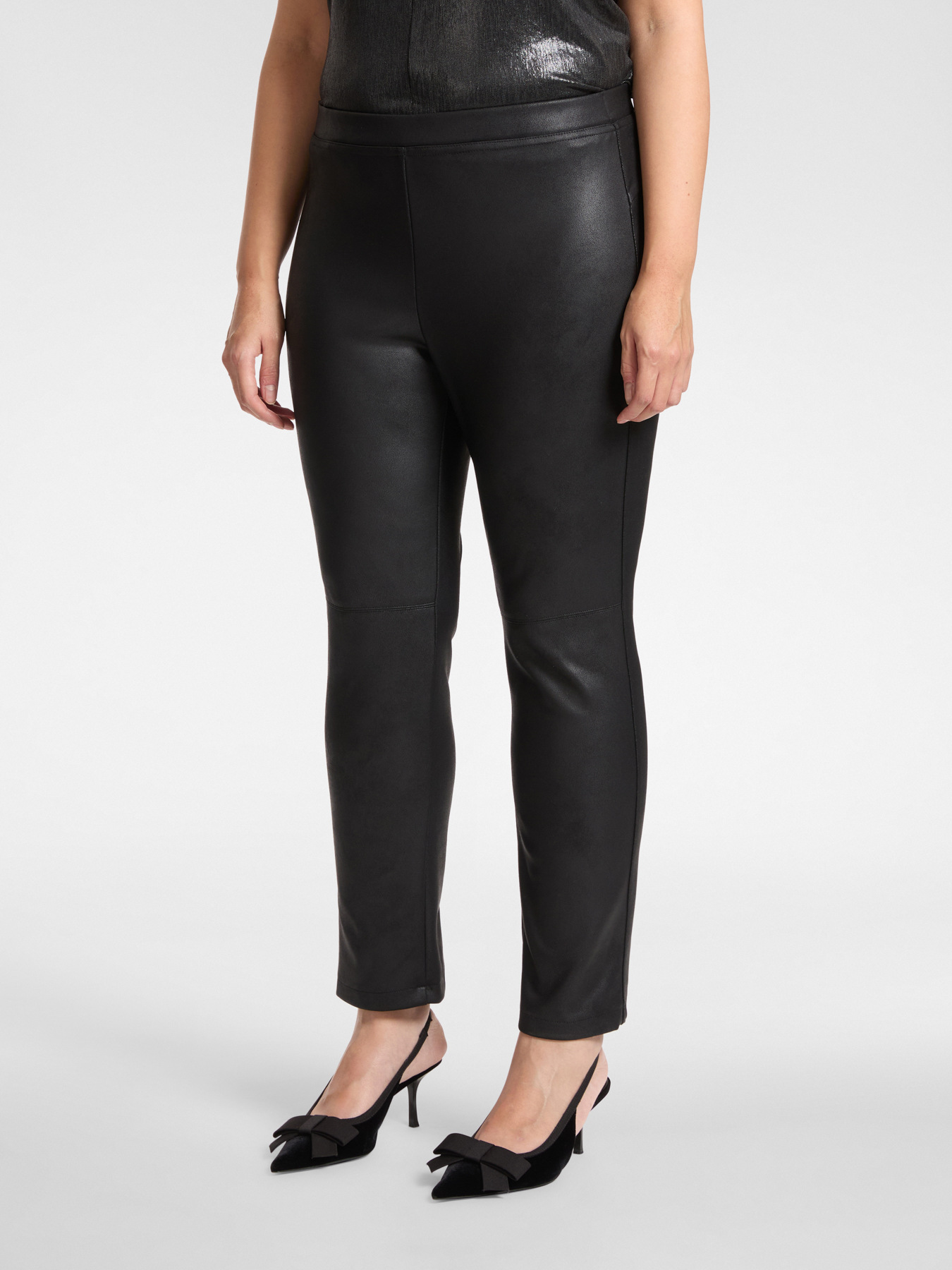 Pantalon enduit &agrave; coutures milanaises image number 2