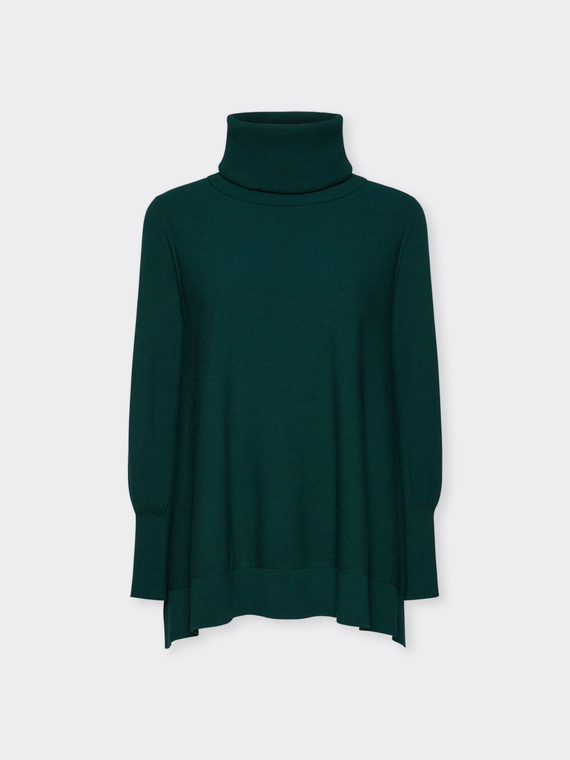 Loose-fitting sweater with detachable collar