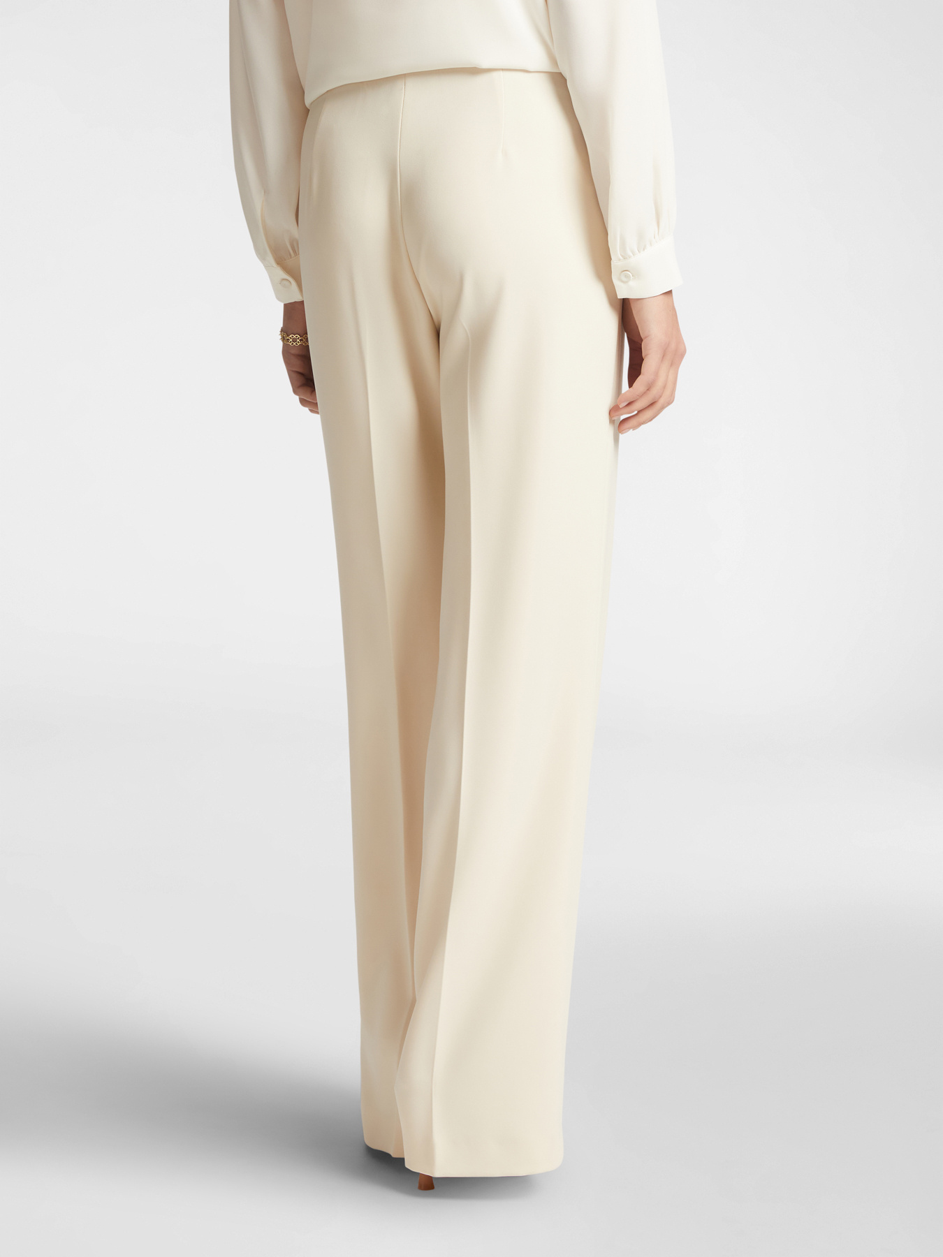 Pantalones palazzo elegantes image number 1