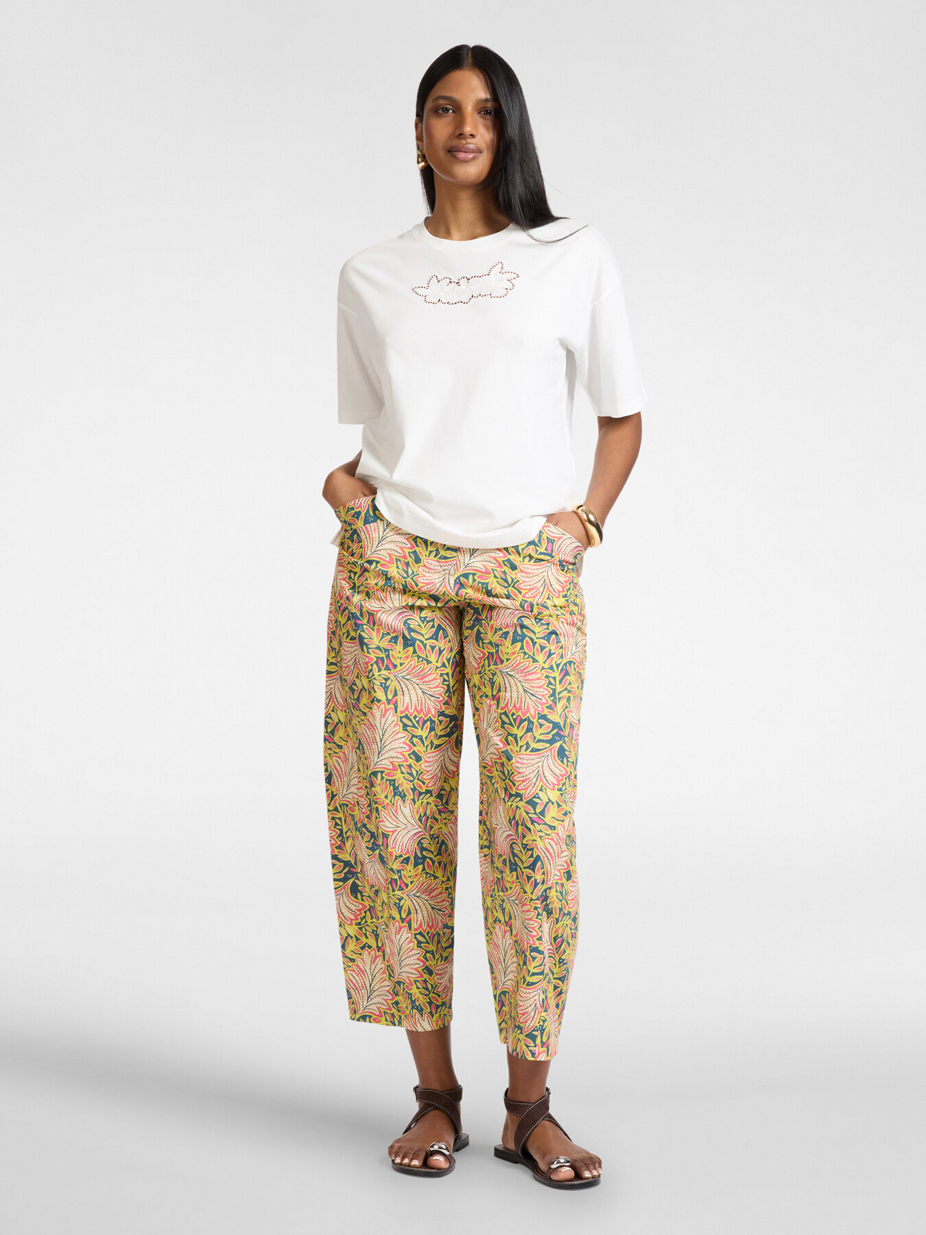 Cotton t-shirt with embroidery image number 2