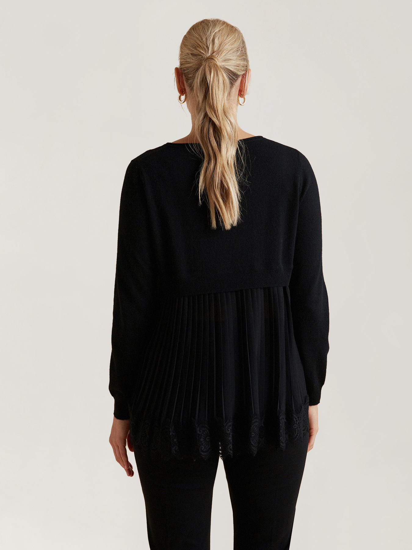 Maglia con inserto dietro image number 1