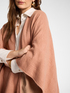 Poncho con loghi embossed image number 3