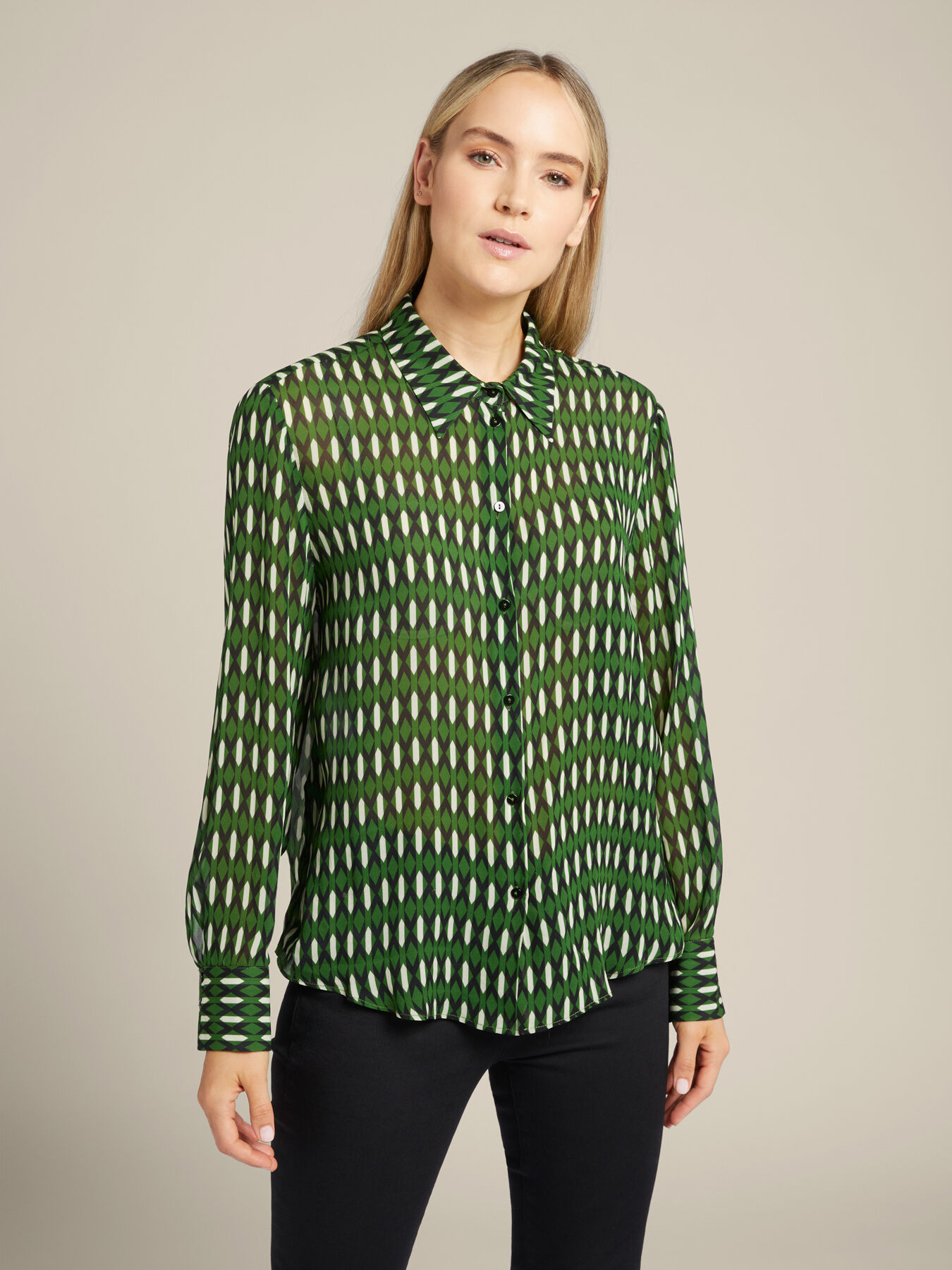 Camisa com estampado geom&eacute;trico image number 1