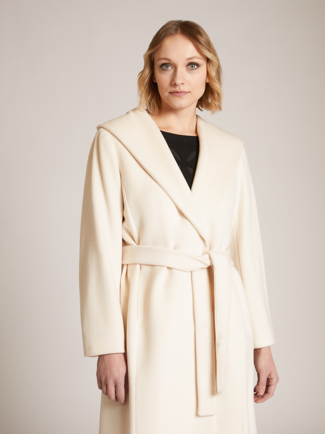 Worsted coat with belt image number 3
