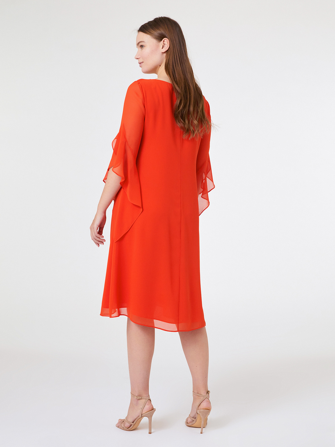 Abito elegante con maniche svasate image number 1