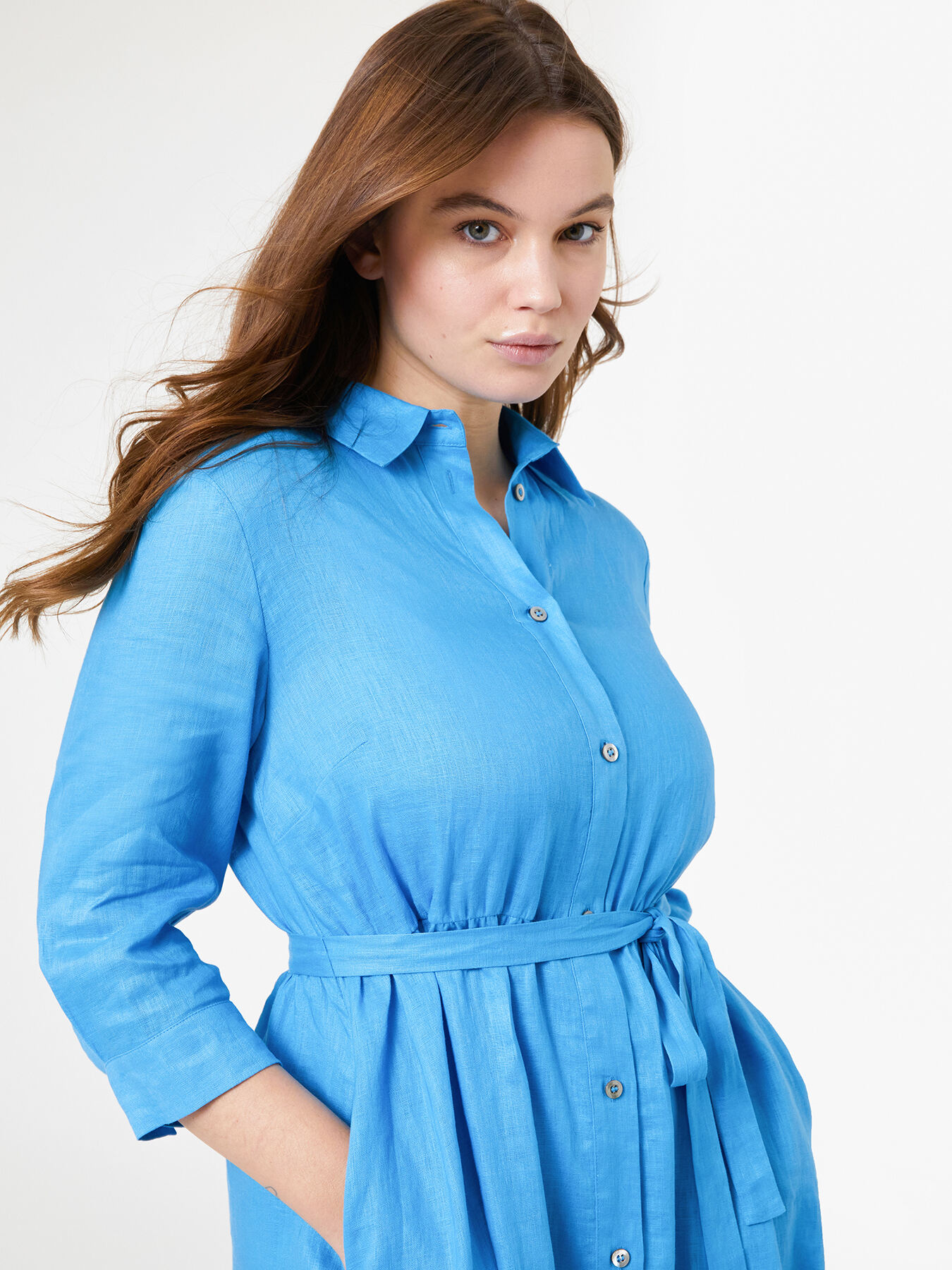 Vestido comprido de linho bordado image number 4