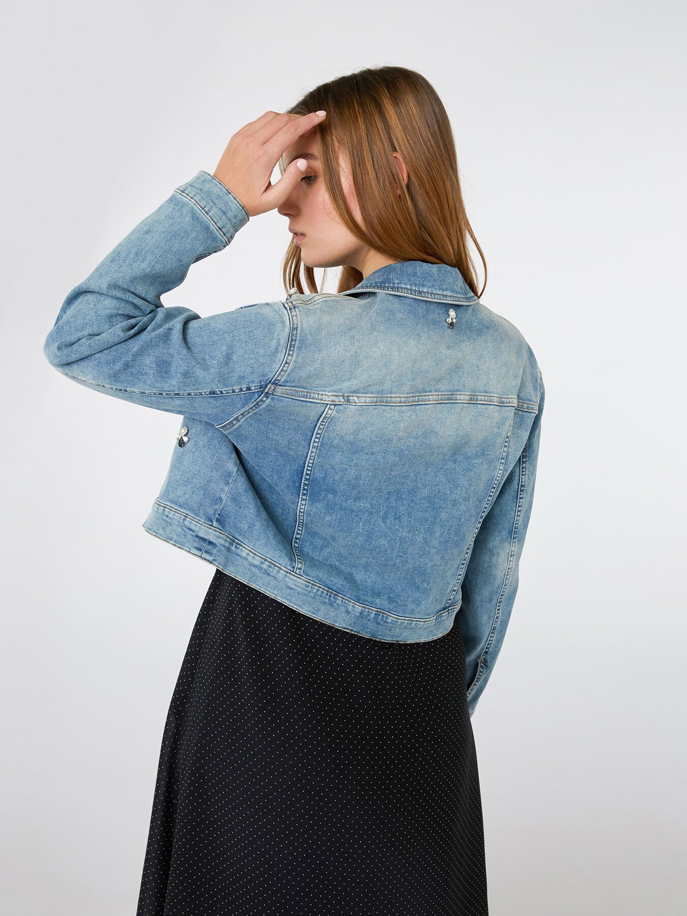 Veste en jean brodée image number 3