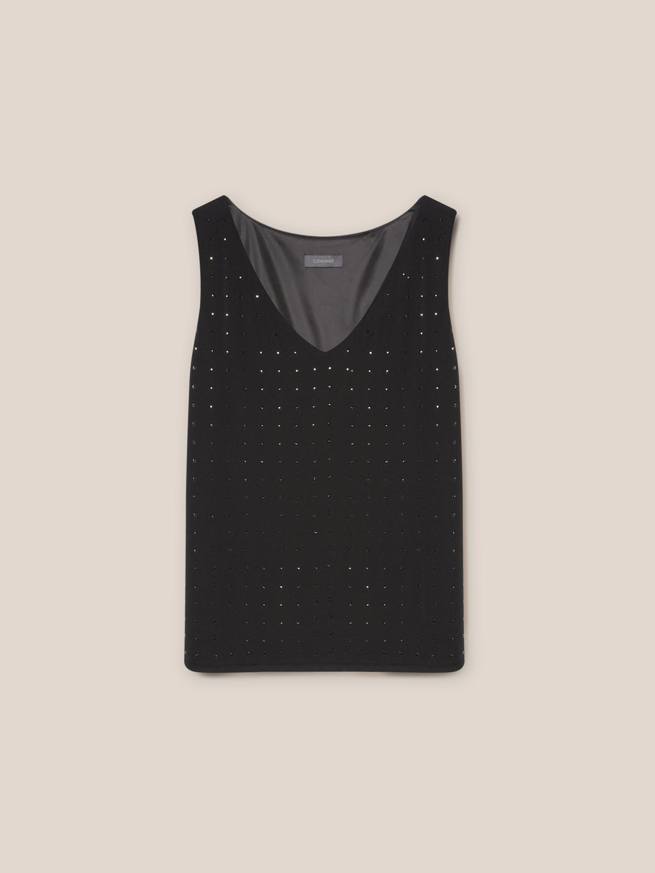 Top with small hot fixes image number 3