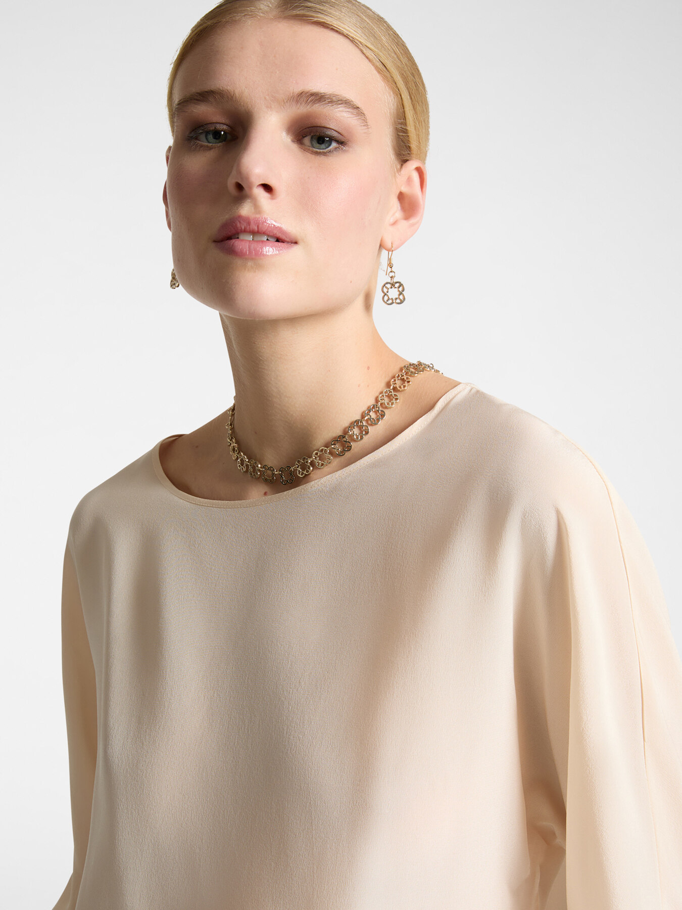 Silk blouse image number 3