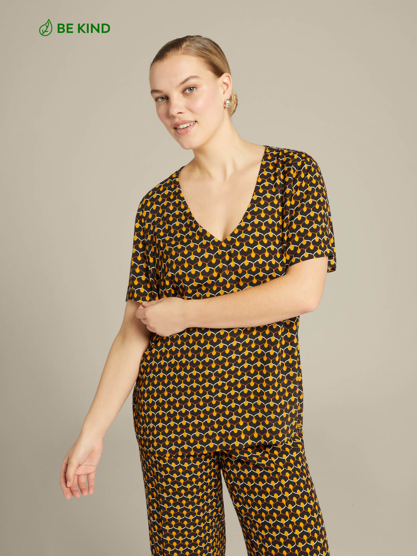 Bedruckte Bluse aus ECOVERO™-Viskose image number 0