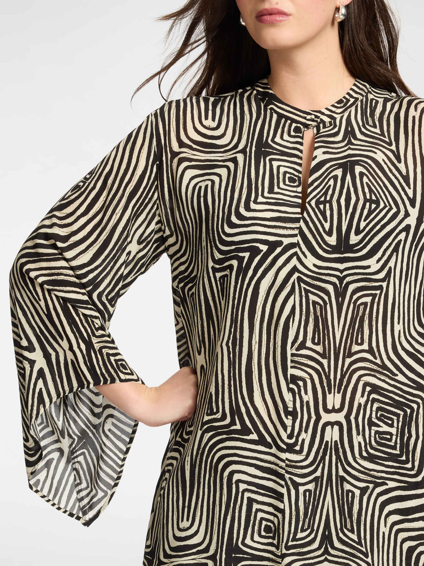 Lange bedruckte Bluse aus Viskose image number 3