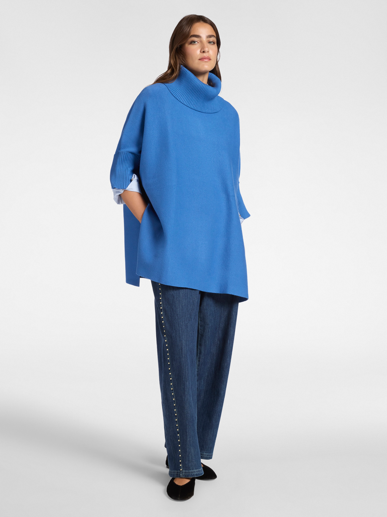 Mantella con collo ad anello image number 2