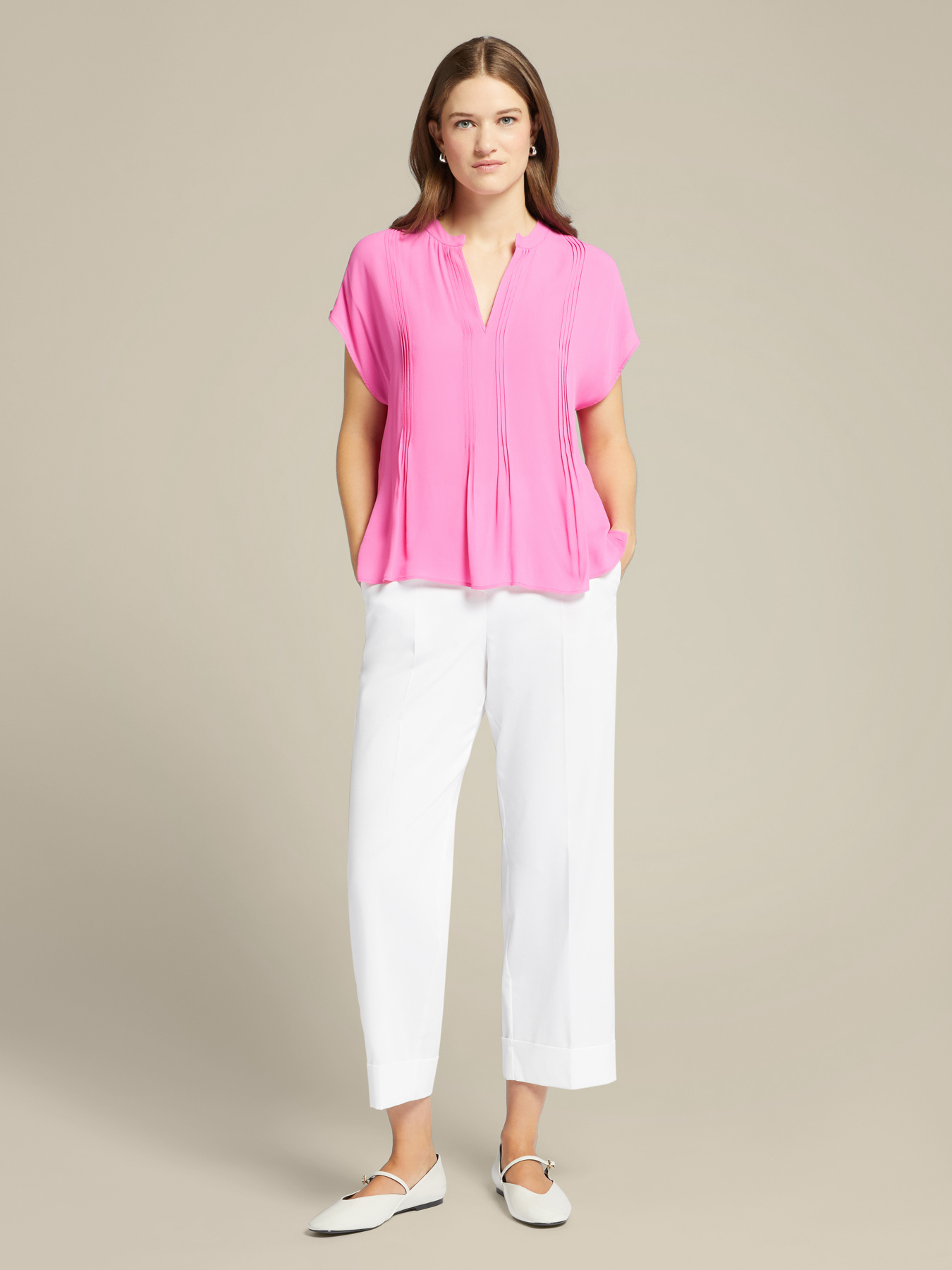 Blusa con pliegues de crep&eacute; chino image number 2