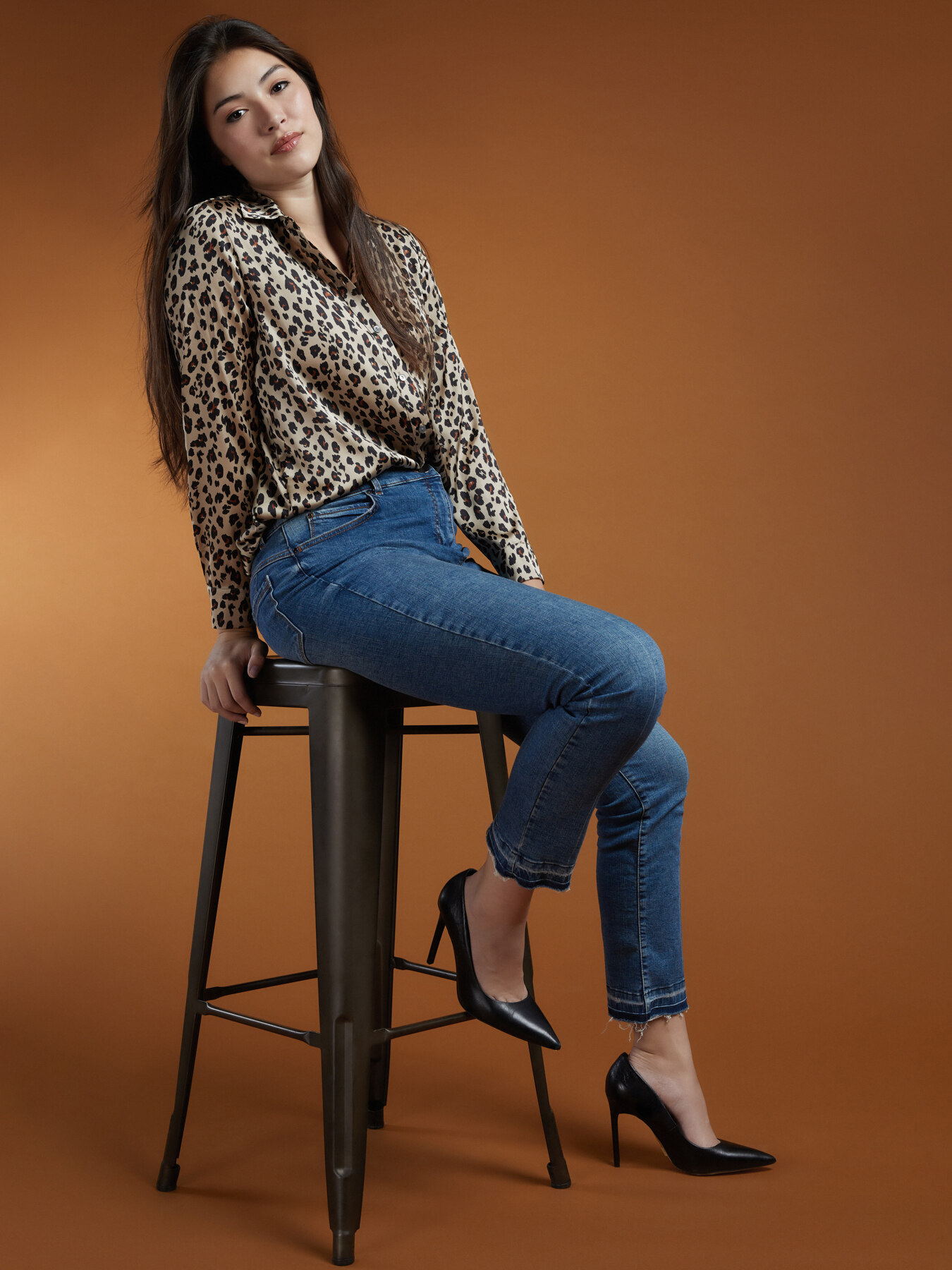 Vaqueros regular azul claro image number 2