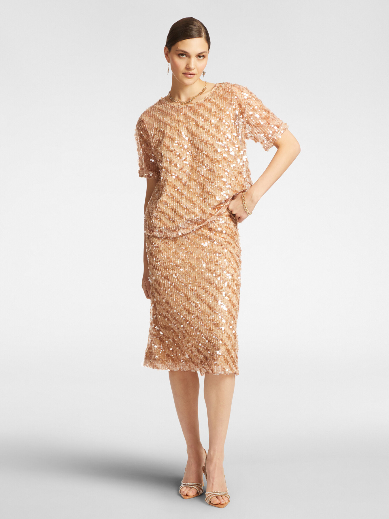 Bluse mit Pailletten image number 2