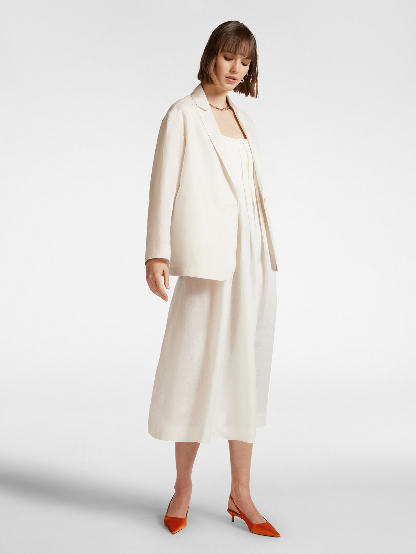 Linen blazer image number 2