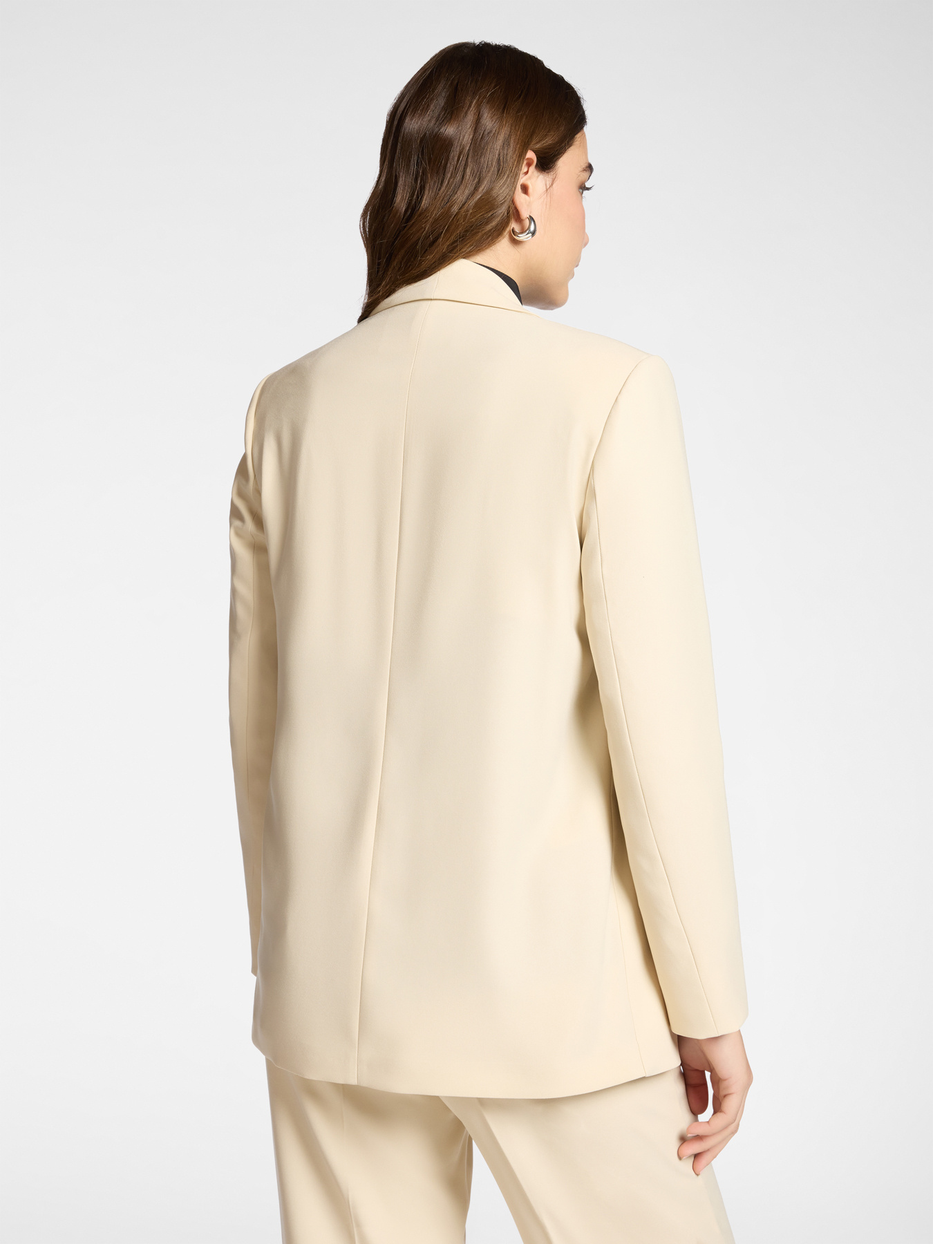 Structured cr&ecirc;pe jacket image number 1