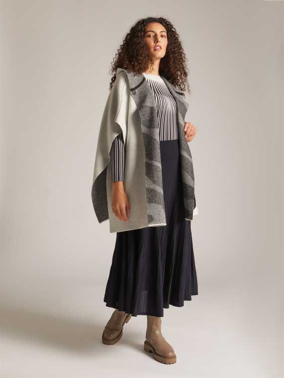 Falda plisada de lana superligera