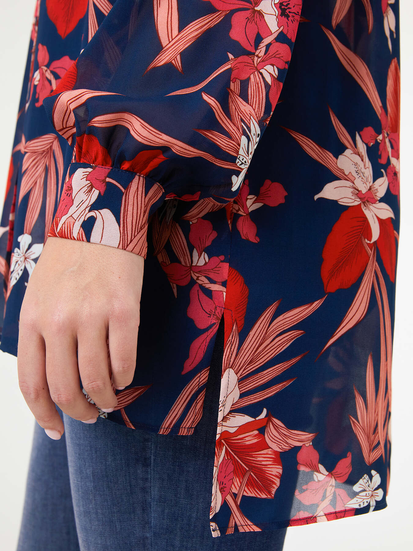 Camicia over floreale image number 4