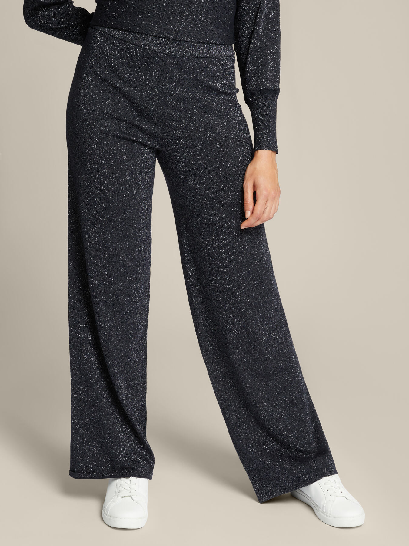 Hose aus Öko-Viskosegarn image number 2