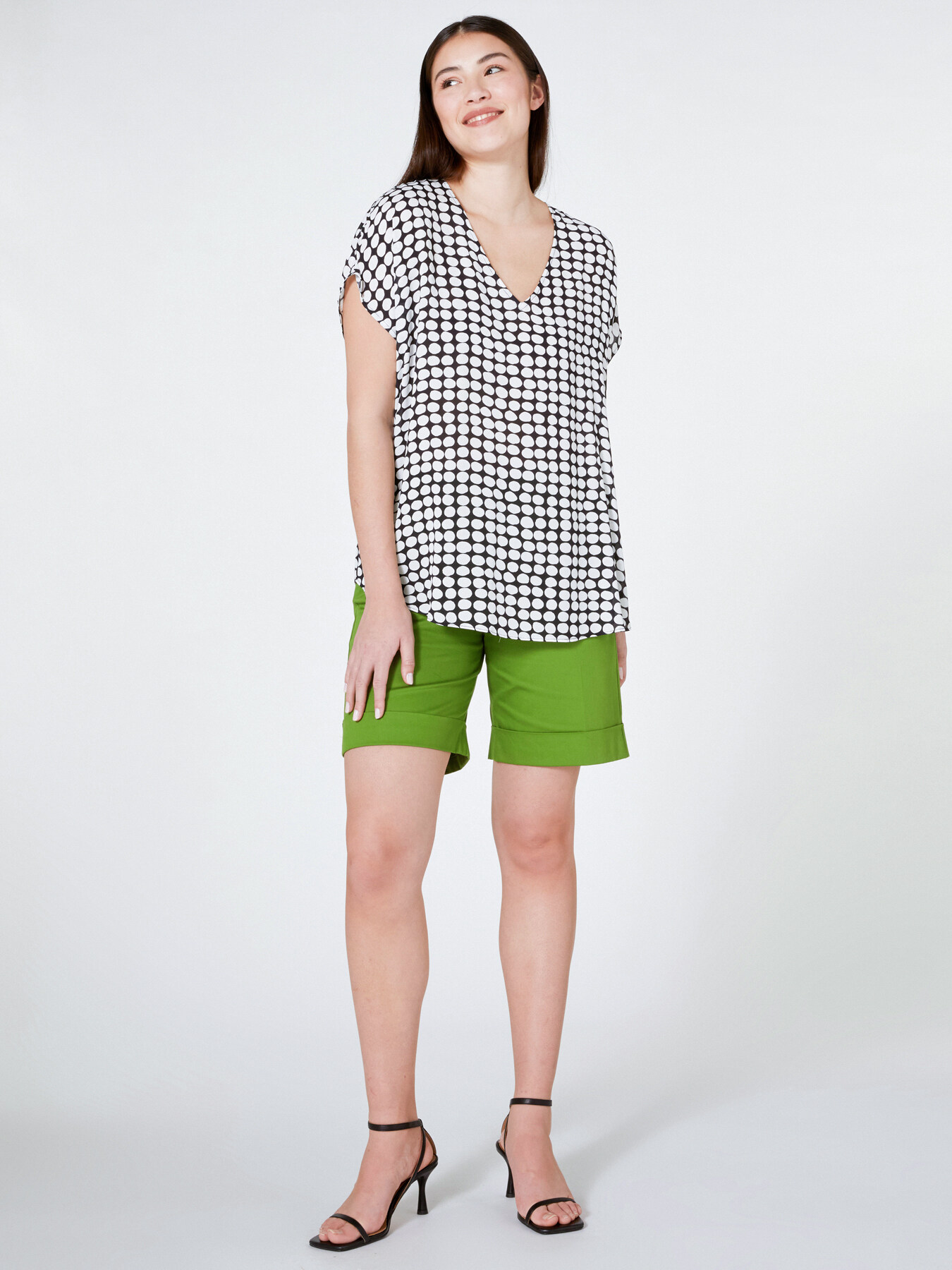 Blusa de crep&eacute; chino estampado image number 1