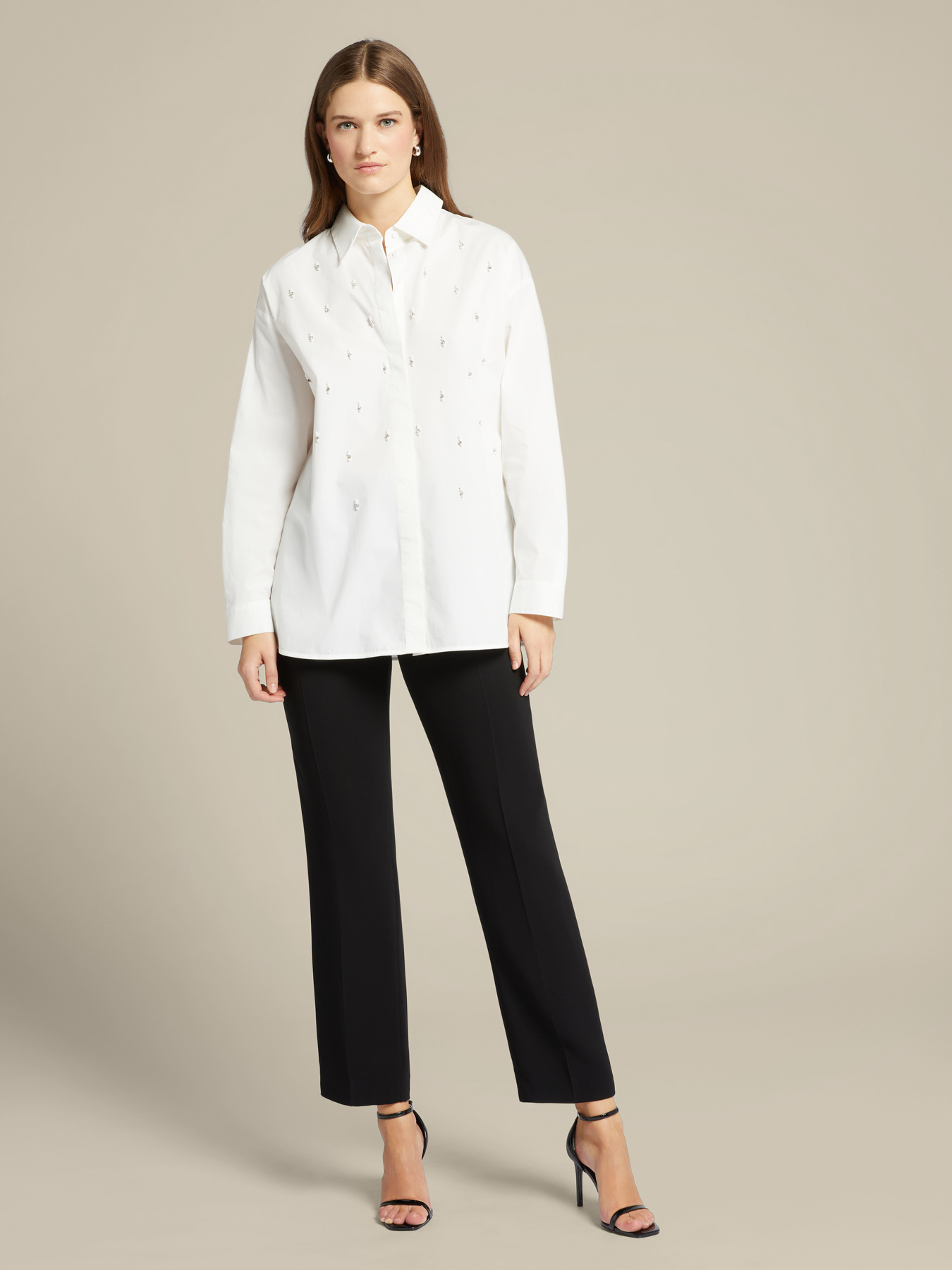 Camisa bordada a mano image number 2