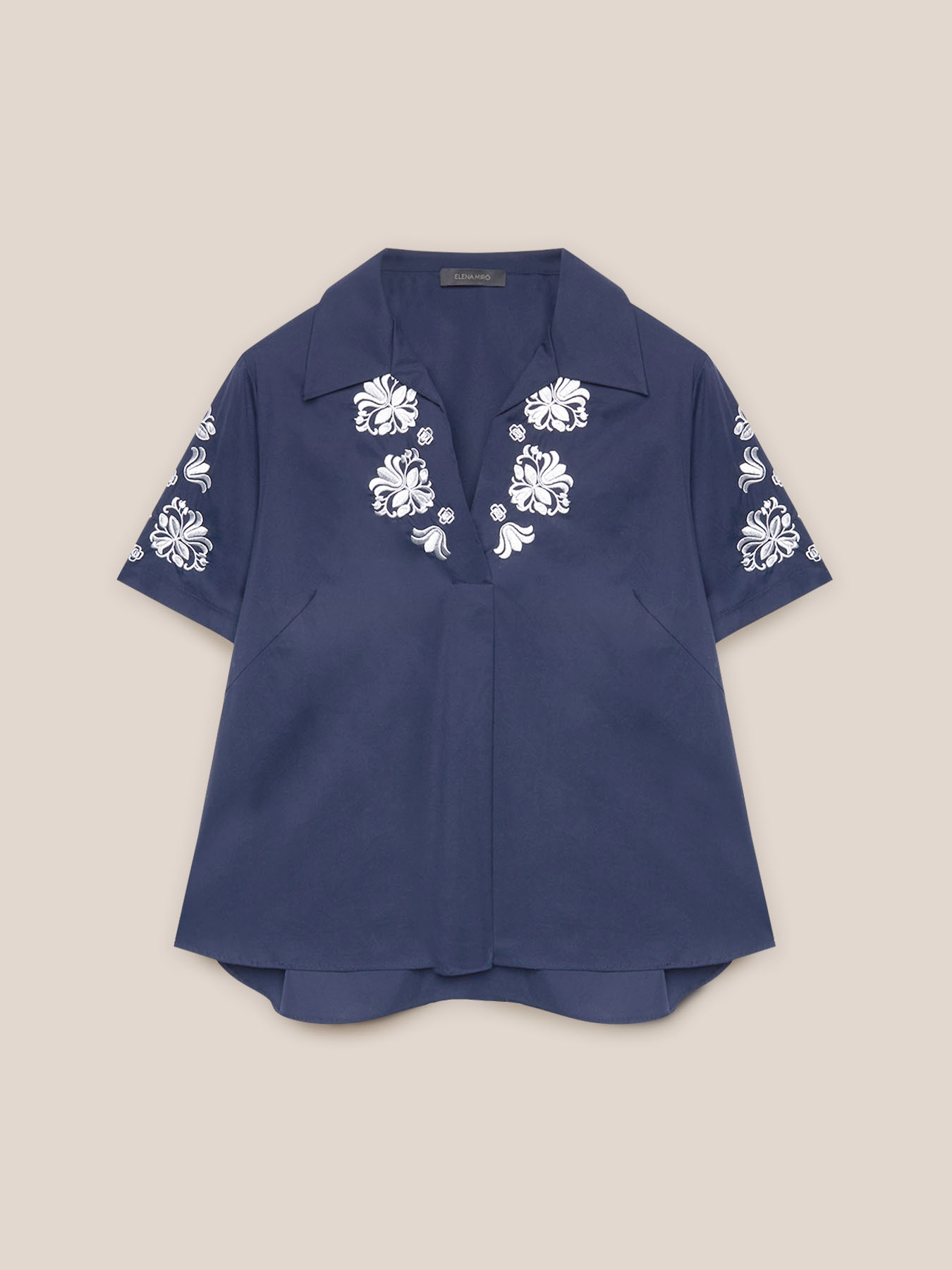 Blusa de popelina con bordado image number 4