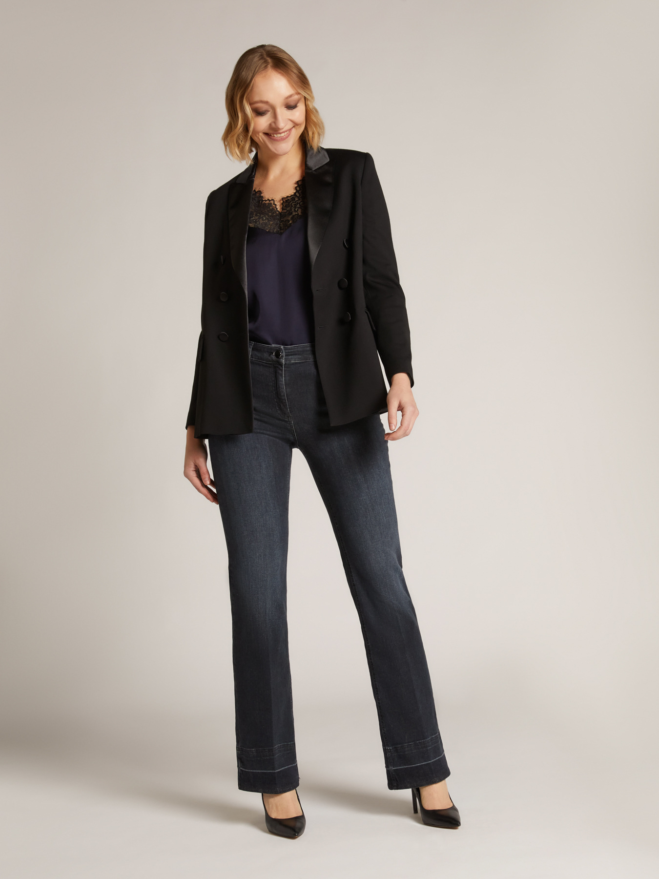 Blazer jacket with satin lapels image number 2