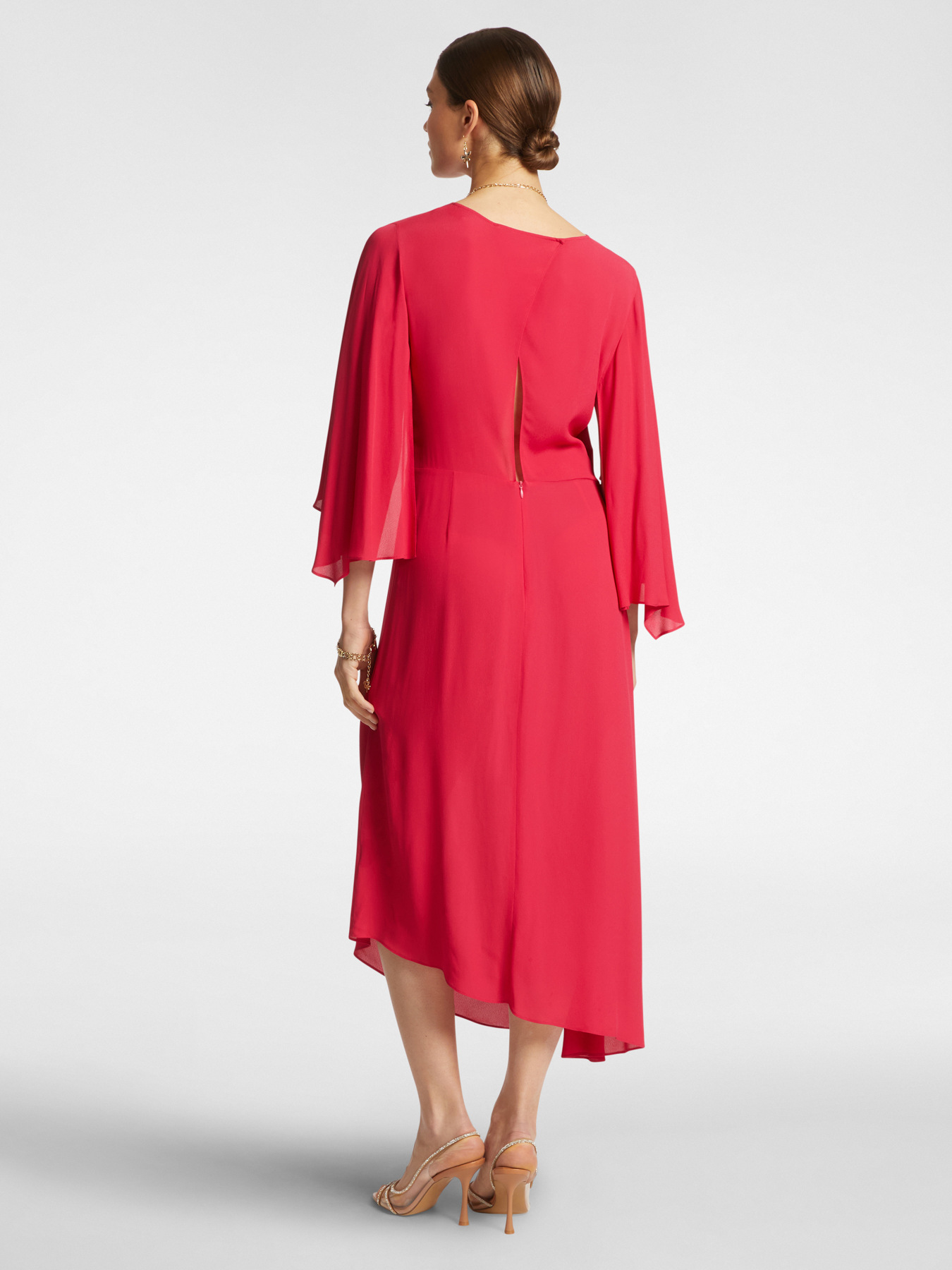 Elegantes Kleid mit Drapierungen image number 1