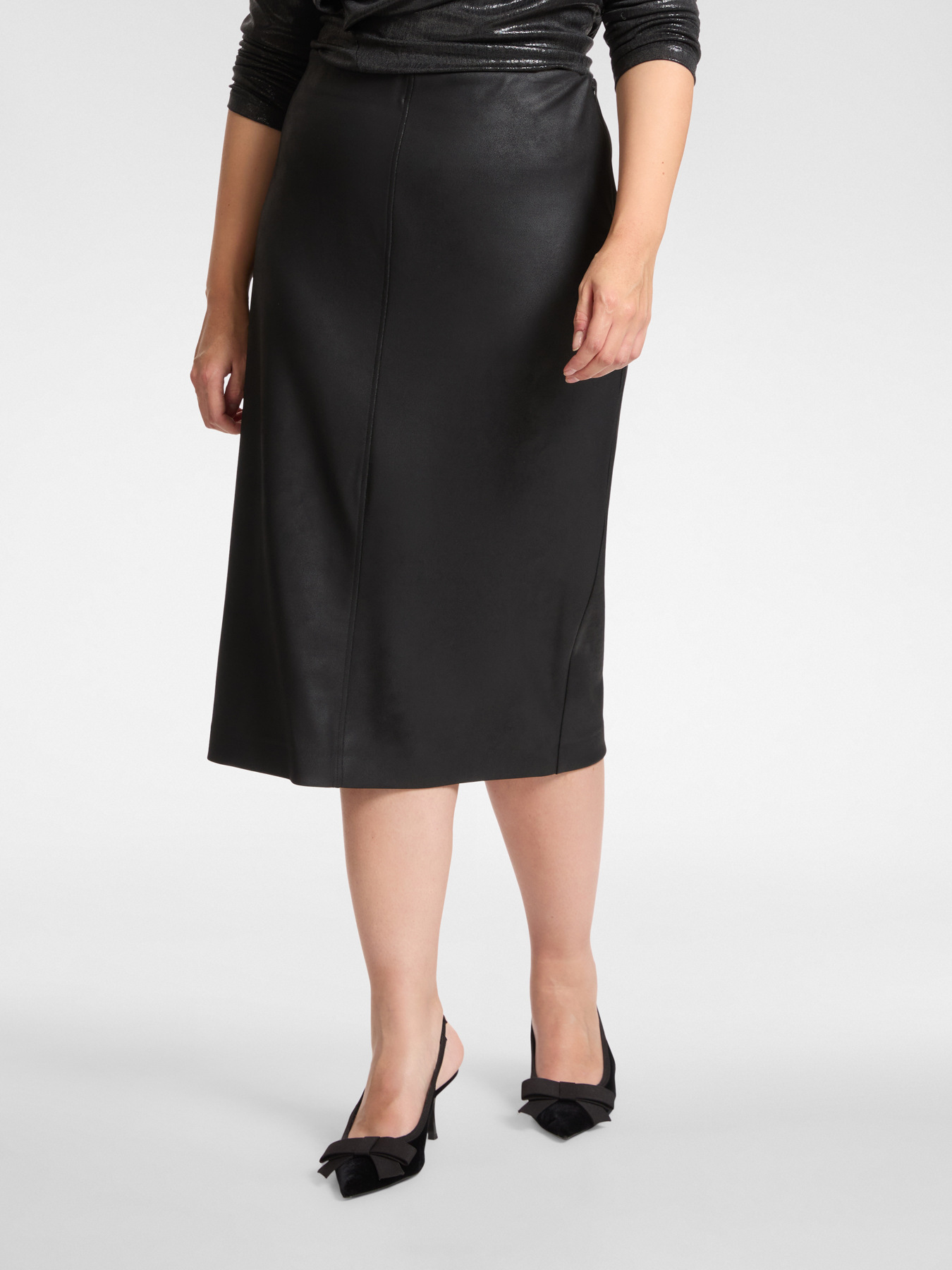 Beschichteter Rock im Mail&auml;nder Stil image number 2