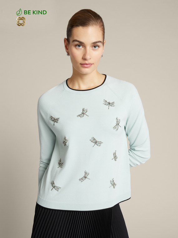 ECOVERO™ viscose pullover with dragonfly