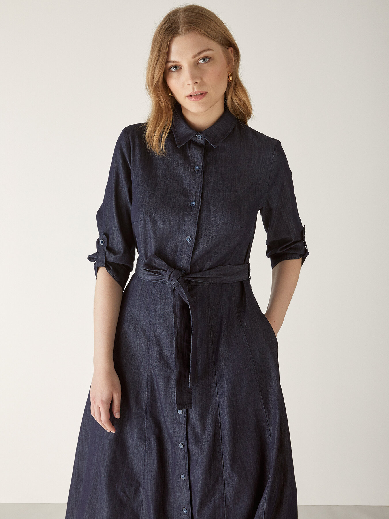 Robe chemisier en denim image number 2