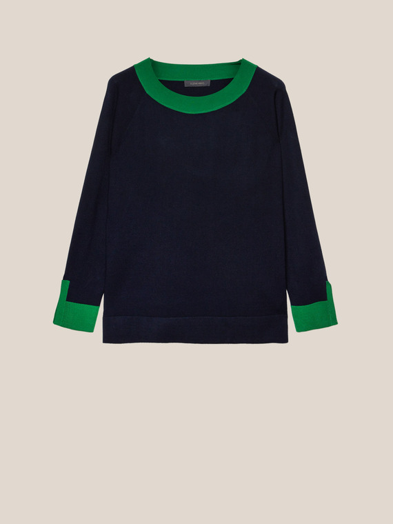 Pullover mit grüner Bordüre