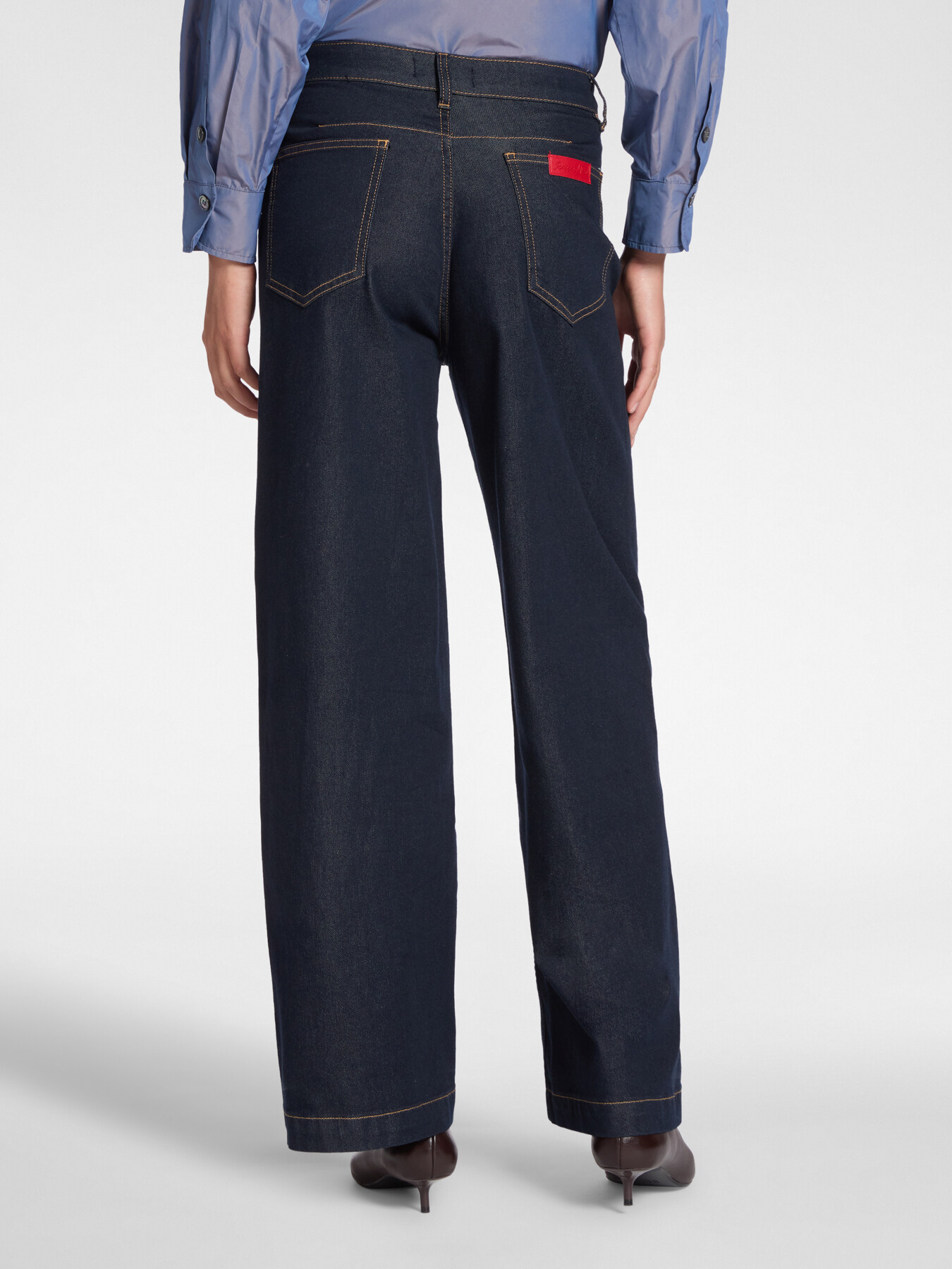 Jeans im Boy-Fit image number 1