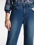 Mid wide leg 5 pocket jeans, "Wanda" image number 3