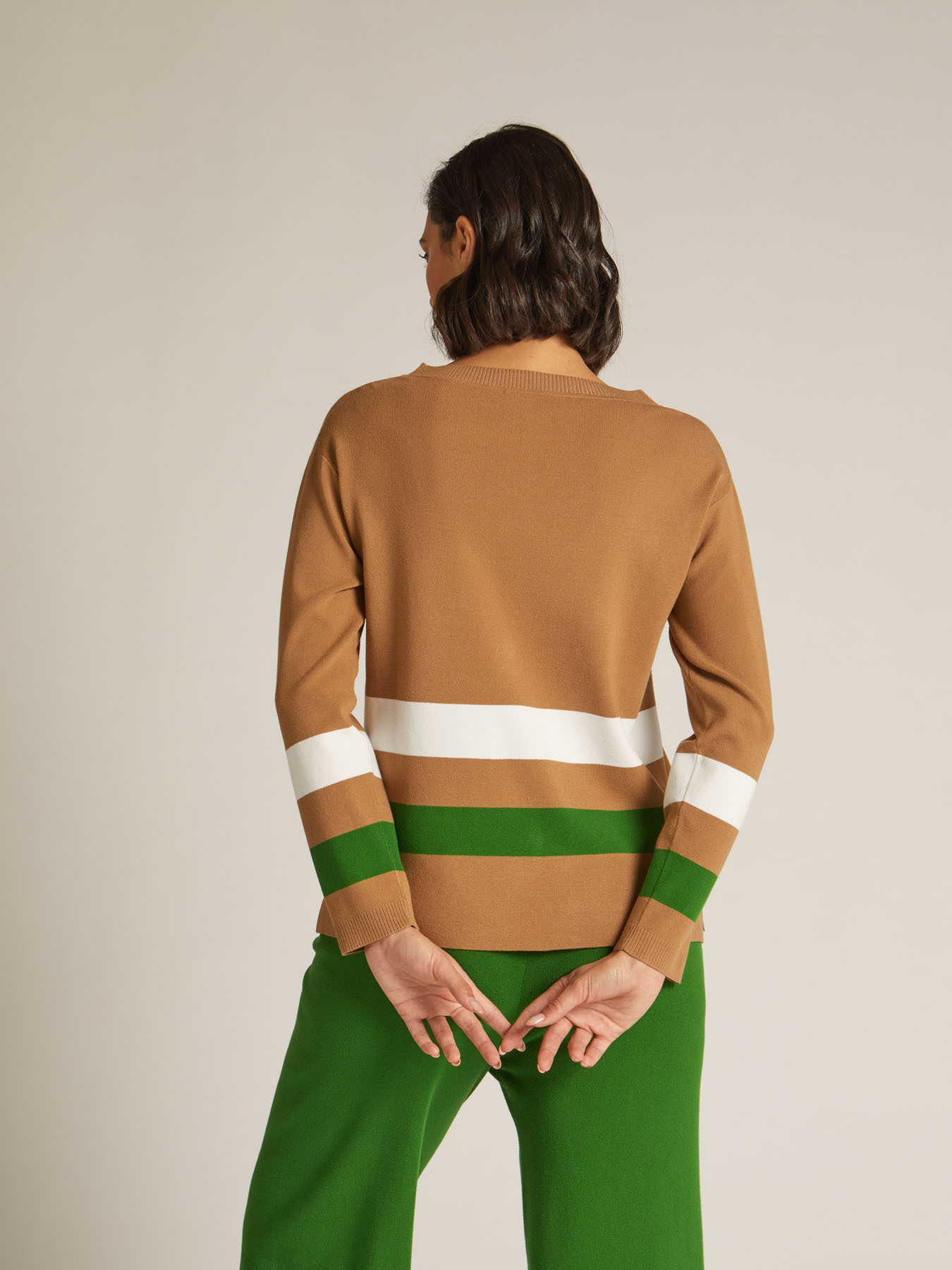 Maglia con righe al fondo in ecoviscosa image number 1