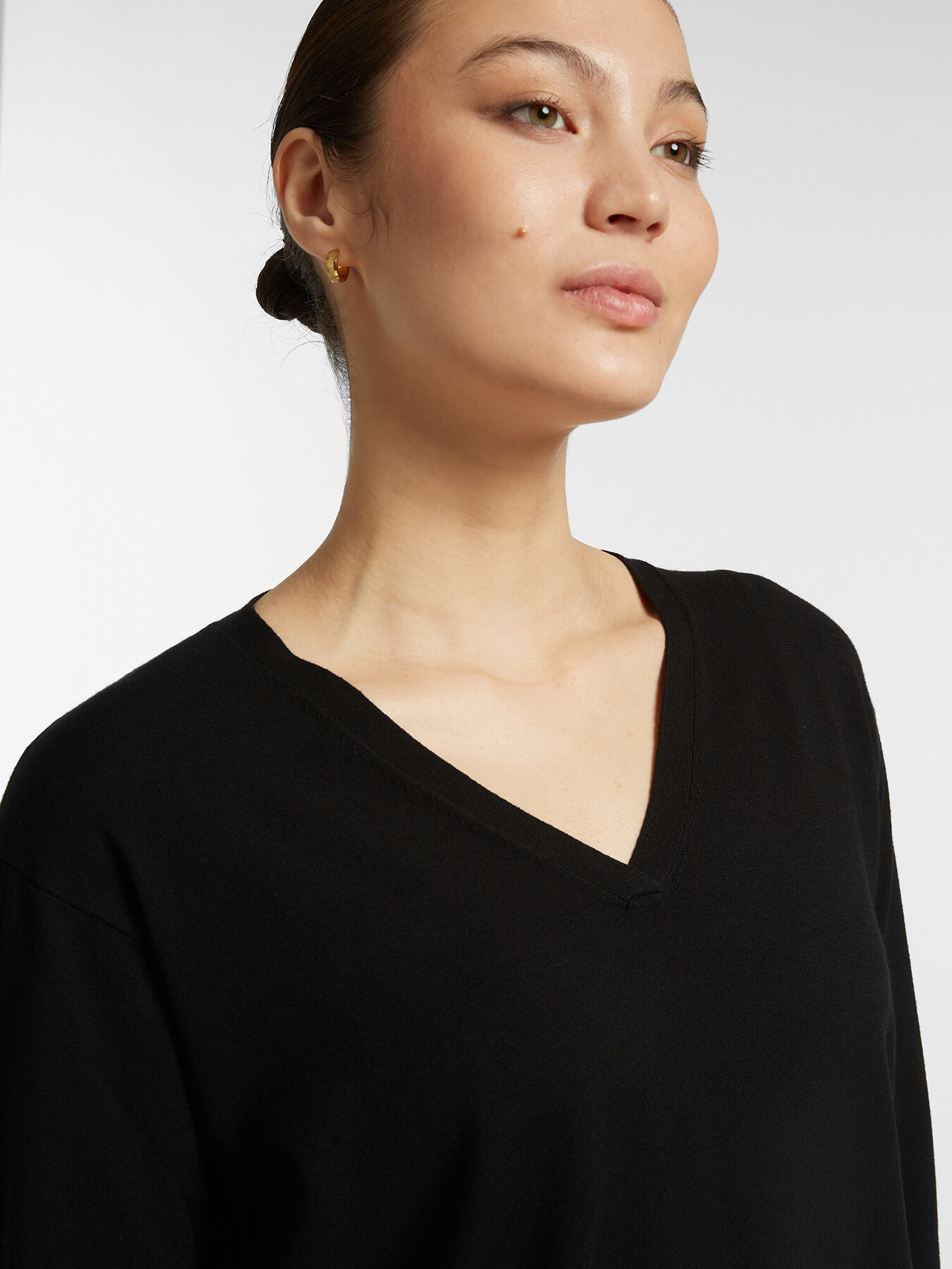 Maglia V neck in viscosa LENZING&trade; ECOVERO&trade; image number 3