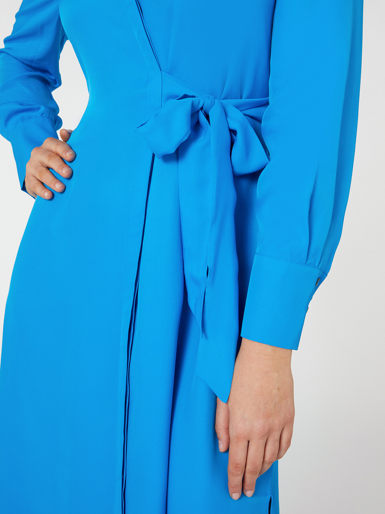 Vestido elegante com la&ccedil;o image number 4