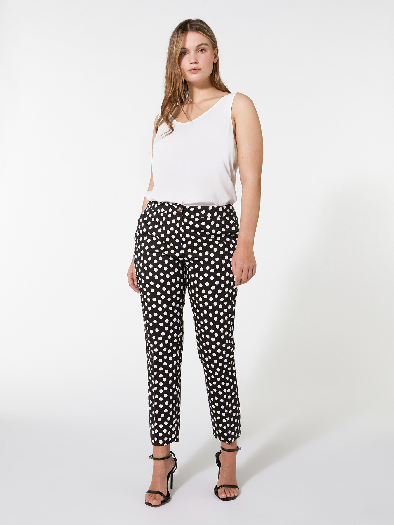 Pantalones de raso estampado image number 0