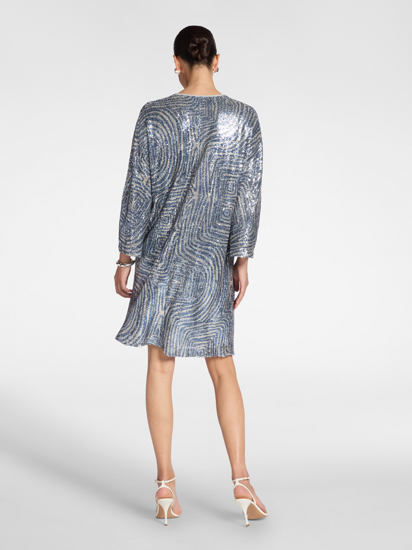 Paillettenkleid image number 1