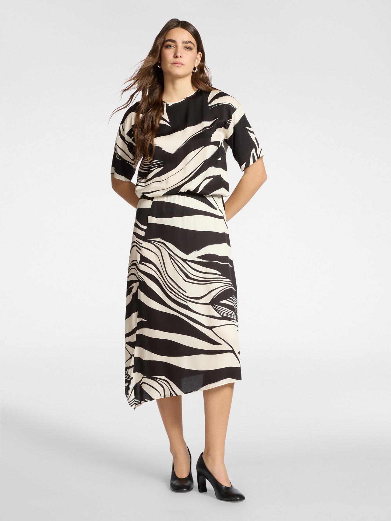 Printed blouse in viscose twill image number 2