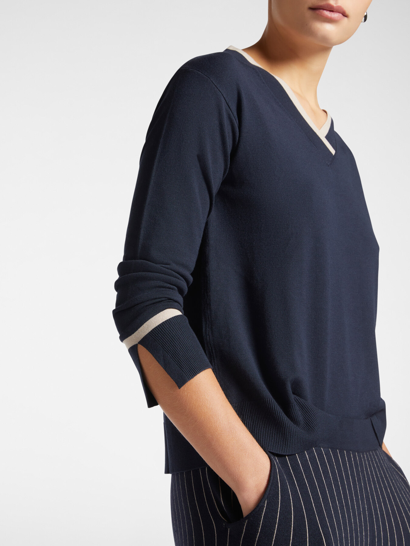 Pullover mit Bord&uuml;re in Kontrastfarbe image number 3