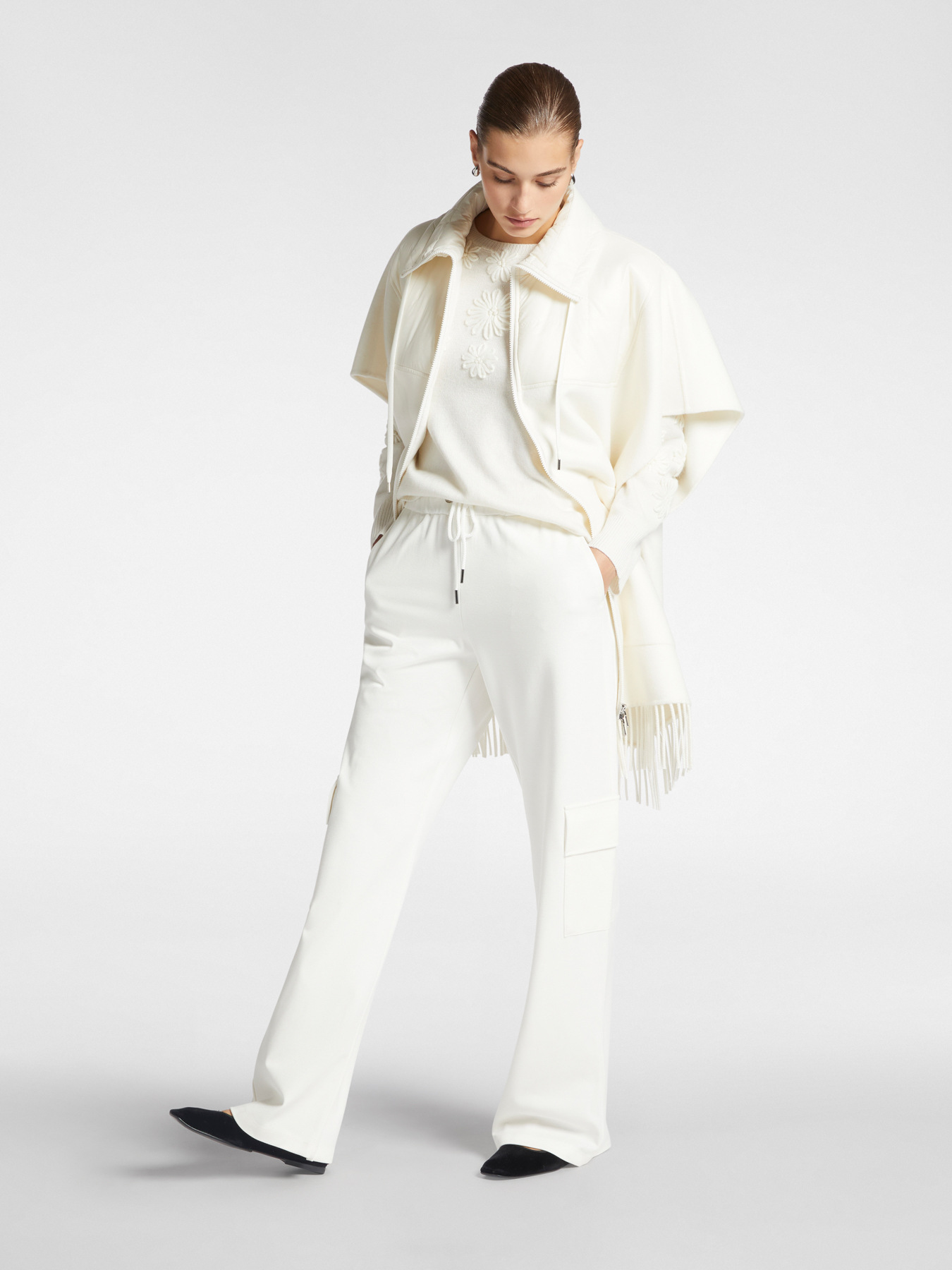 Joggers with side pockets image number 0