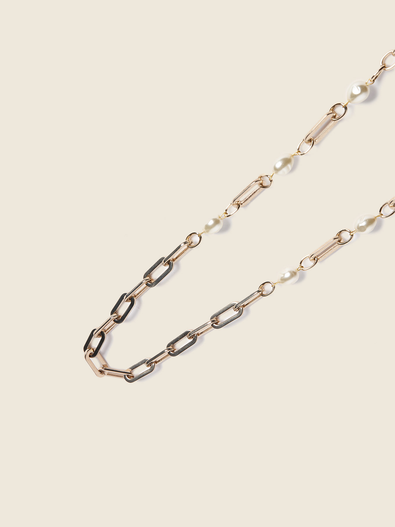 Collar largo con perlas image number 2