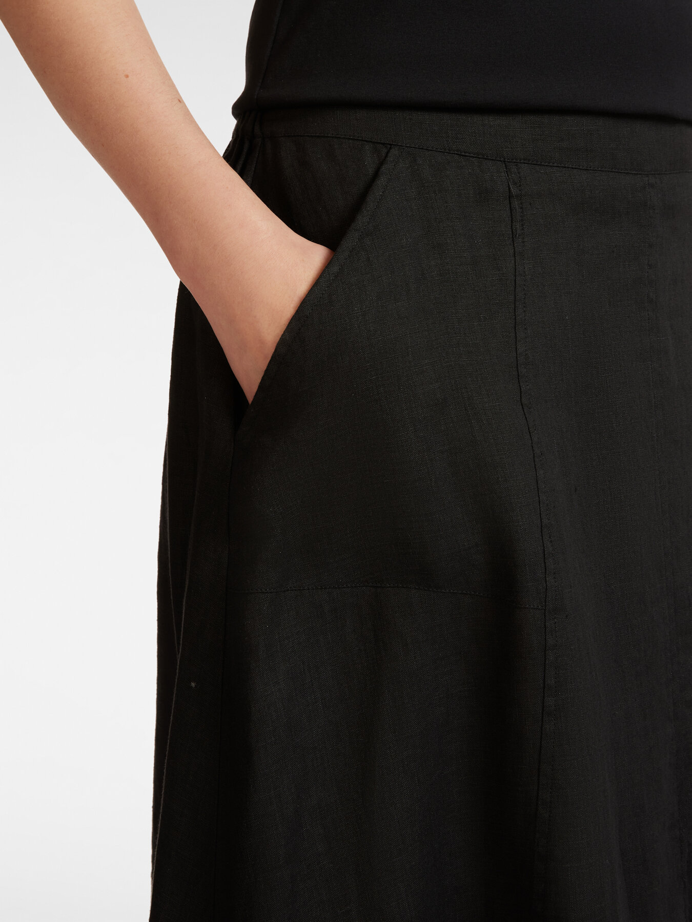 Falda de nesgas en lino image number 3