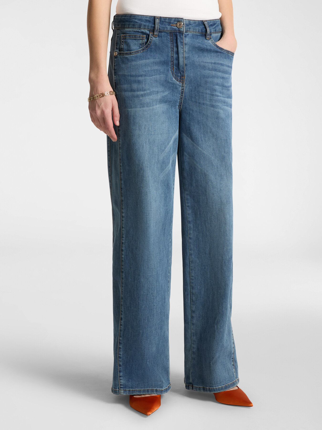 Jeans 5 tasche wide leg, "Wanda" image number 2