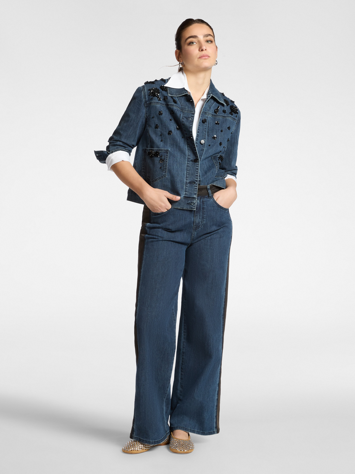 Jaqueta jeans quadrada com bordado image number 3