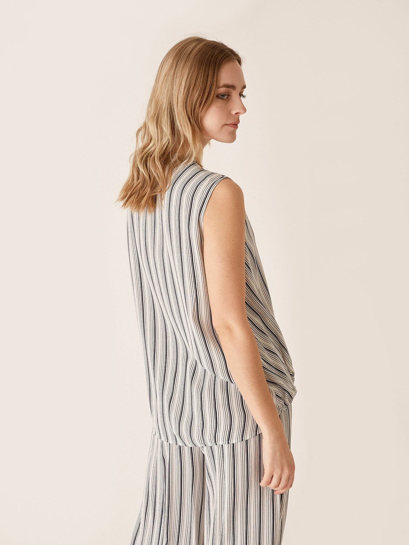 Top with mixed stripes image number 1