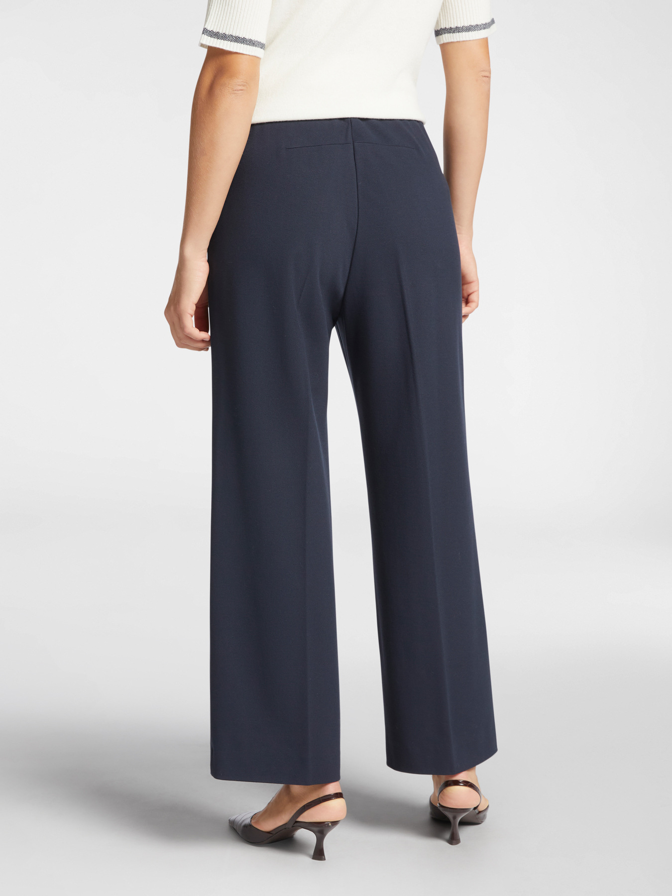 Cropped jersey trousers image number 1