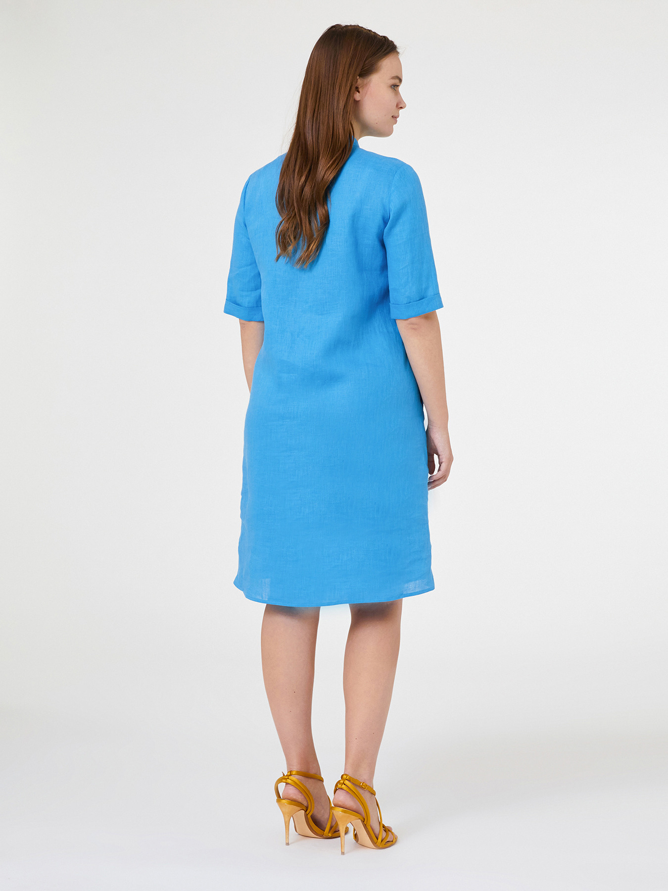 Abito in lino con pieghe image number 2